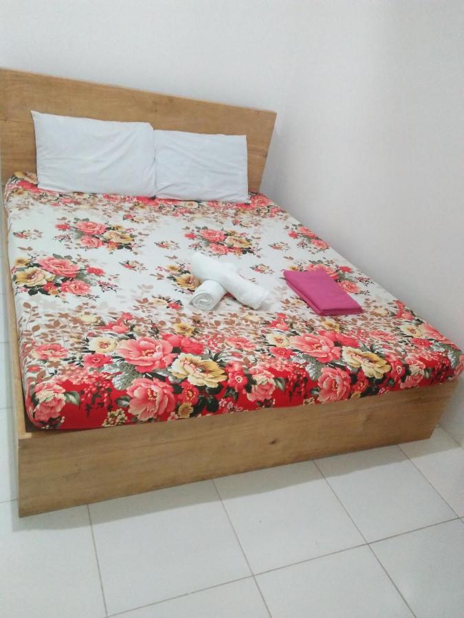 Lapyahan Guest House Сікіхор Екстер'єр фото